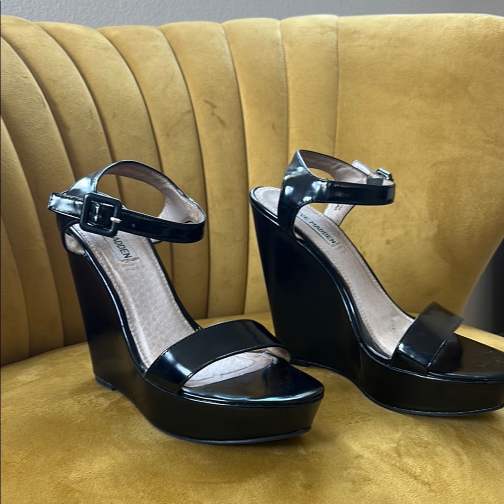 Steve Madden Black Wedge Sandals for Women